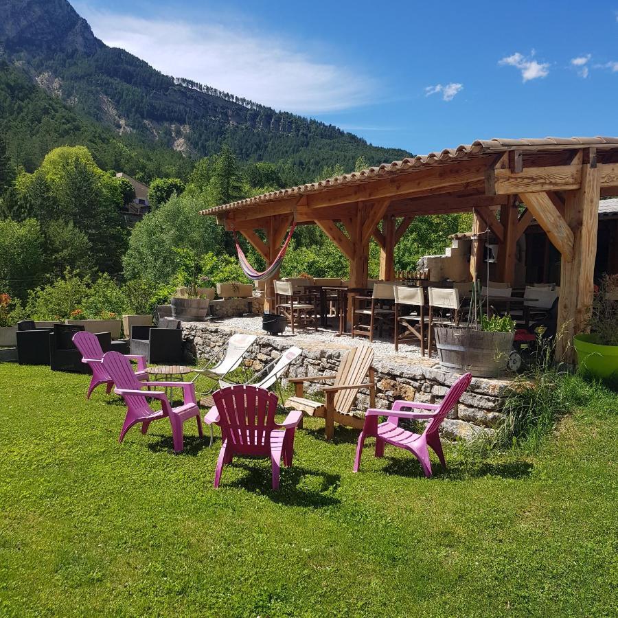 Camping Calme Et Nature 카스텔란 외부 사진