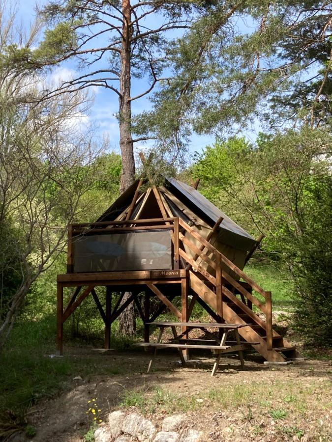 Camping Calme Et Nature 카스텔란 외부 사진