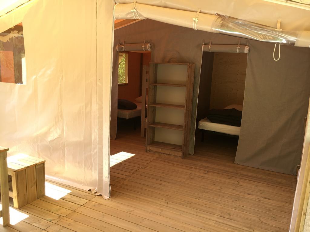 Camping Calme Et Nature 카스텔란 외부 사진