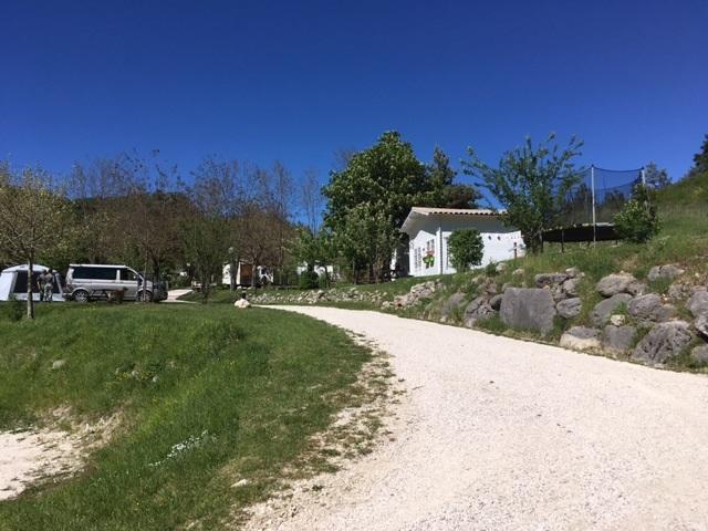 Camping Calme Et Nature 카스텔란 외부 사진